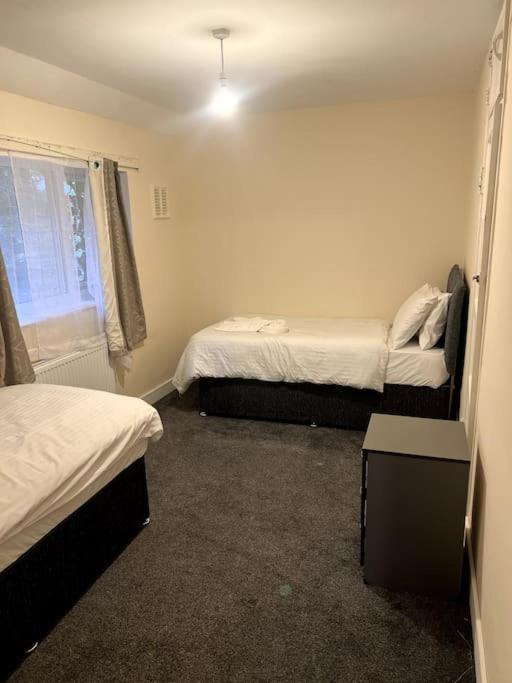 Spacious City Centre Home Near Hospital & M5 Worcester Esterno foto