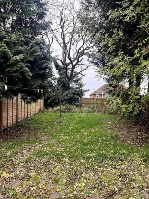 Spacious City Centre Home Near Hospital & M5 Worcester Esterno foto